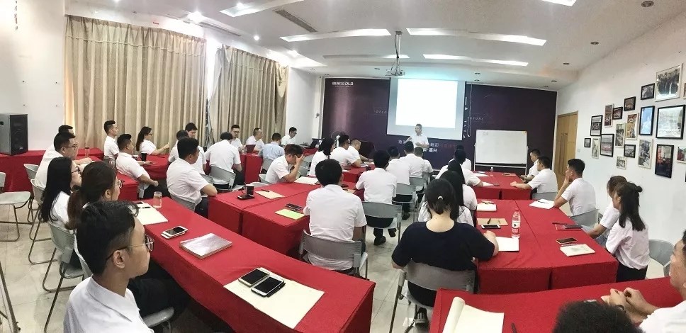 年中會(huì)議|2019我們依舊步履不停！